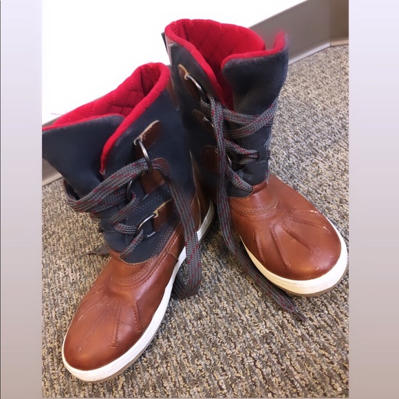 ALDO rain/snow boots - Picture 2 of 2